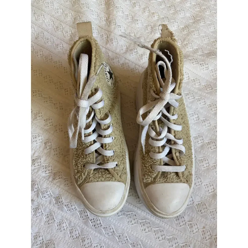 Converse Chuck Taylor Move Sherpa Platform High Top Youth US 3 Beige Cream